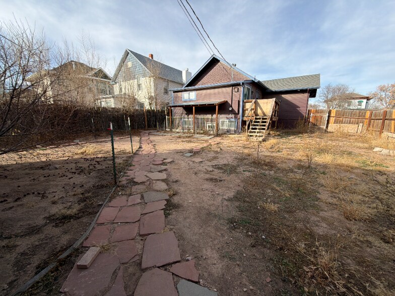 Building Photo - 1500 8th St