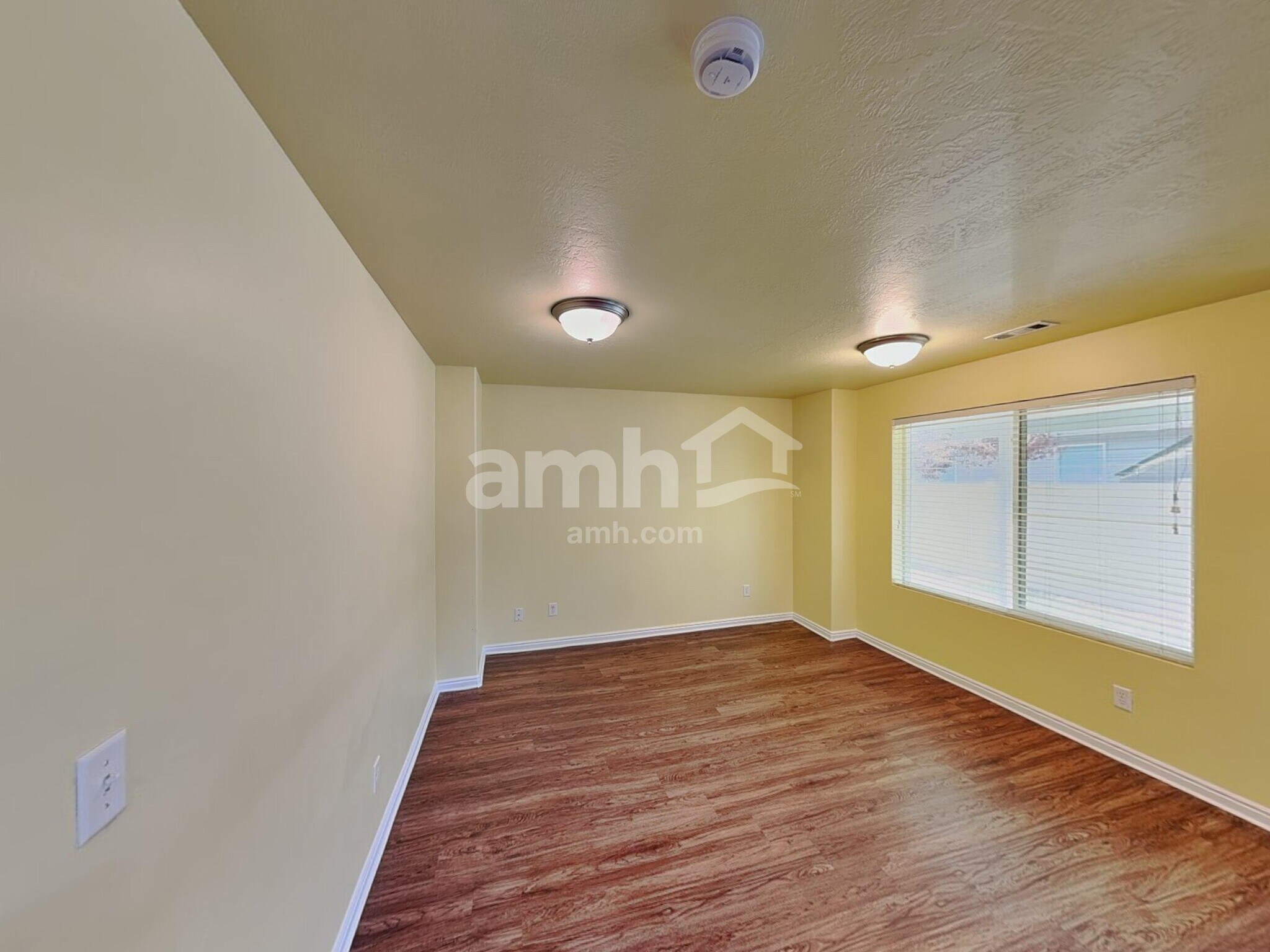 Building Photo - 841 Wilstead Dr