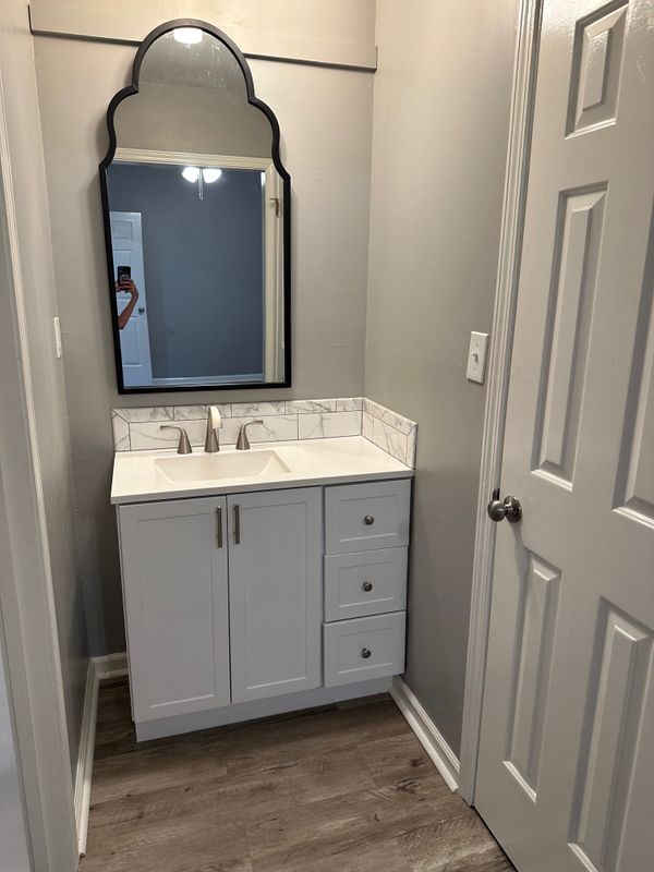Building Photo - 8085 Creekwood Cir E