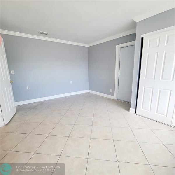 Building Photo - 2021 NW 64th Ave