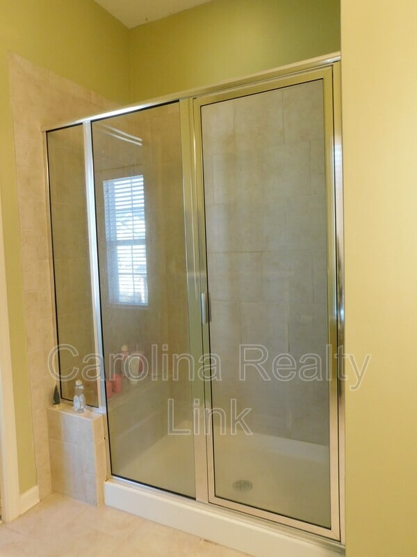 Building Photo - 1244 Assembly St