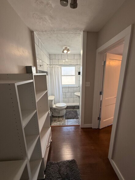 Building Photo - 1630 H St