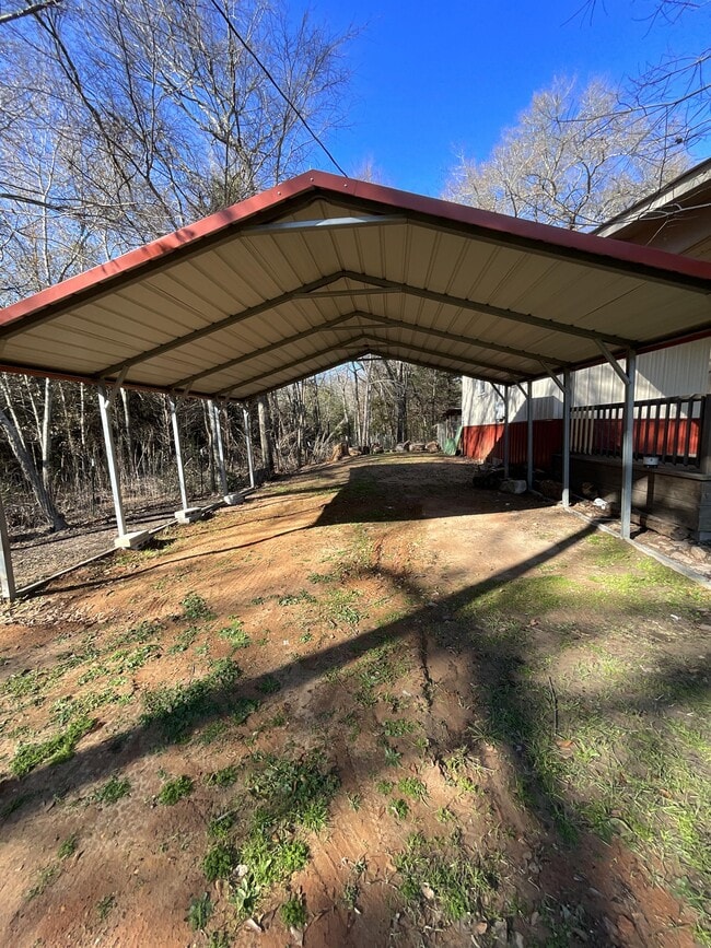 Building Photo - 2210 TX-31