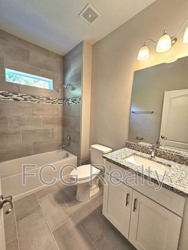 Building Photo - 11120 N Iron Dr