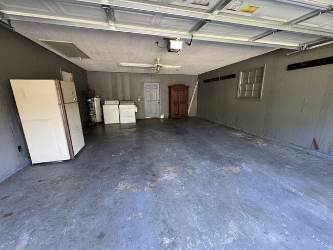 Building Photo - FOR RENT in Dothan , AL!!