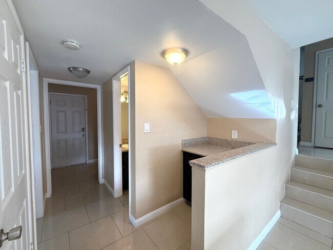 Building Photo - Fully Furnished 4 Bedroom Home! NO HOA! Park up to 6 vehicles! Pool and Spa! Close to Spring Moun...
