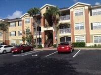 Building Photo - Oviedo Condo
