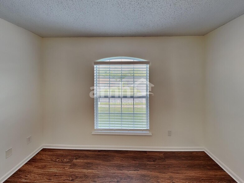 Building Photo - 10959 Darlington Oak Ct
