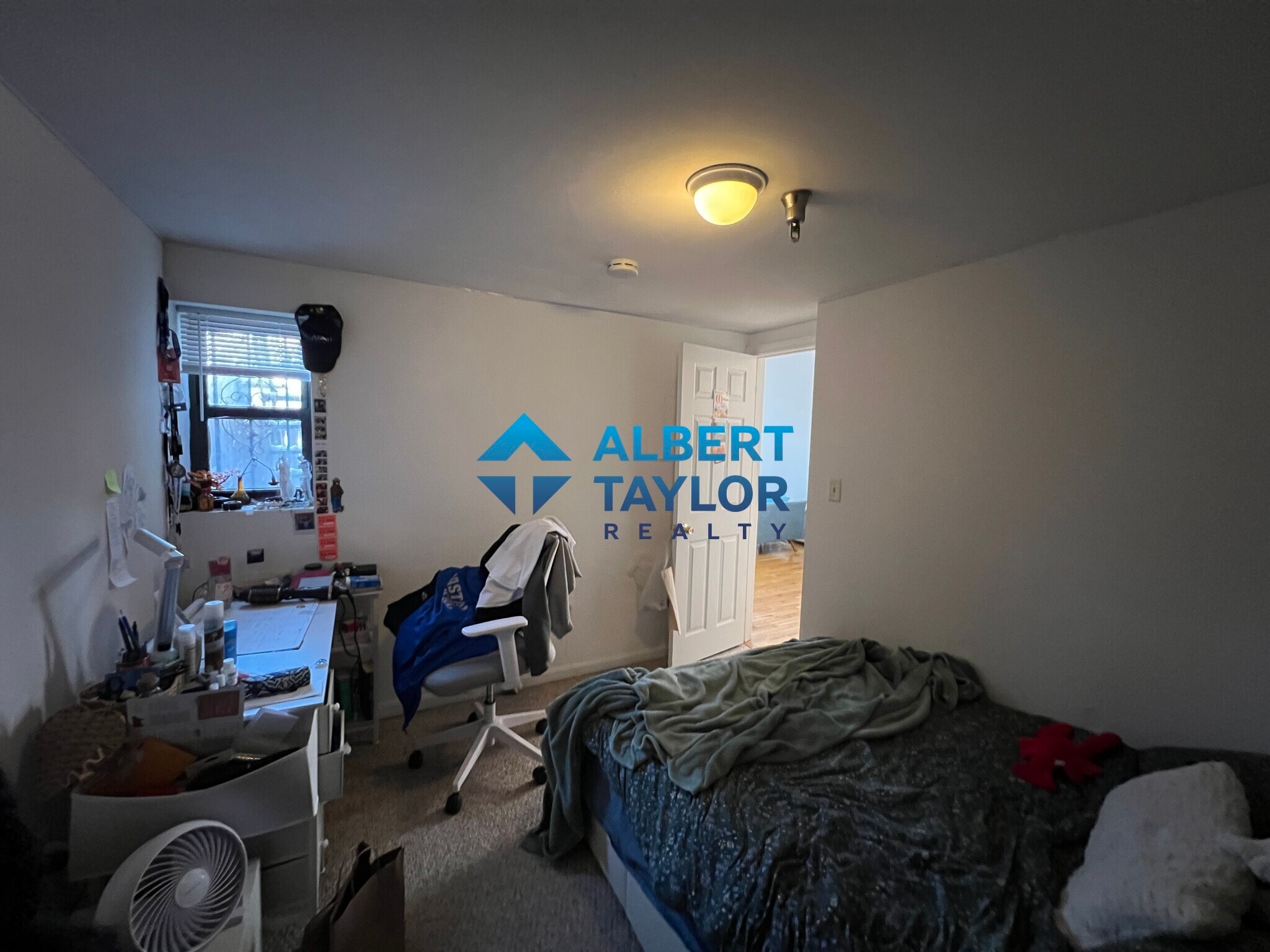 Building Photo - 176 Northampton St