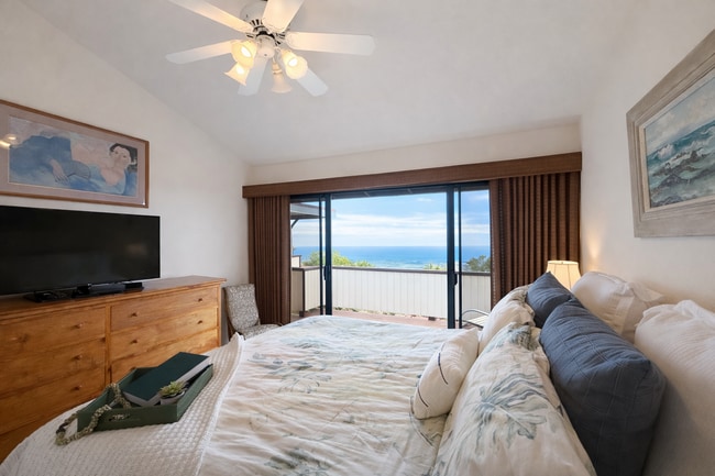 Building Photo - Stunning 3-Bedroom Home on with Panoramic Ocean Views!