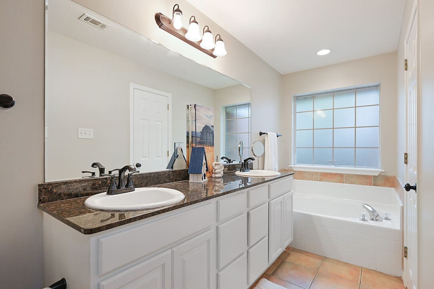 Building Photo - 406 Montauk Ct