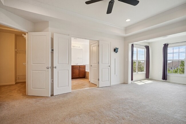 Building Photo - This beautiful townhome spans three finished levels and over 2800 square feet.