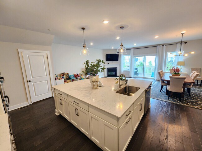 Building Photo - 36 Lochiel Ln