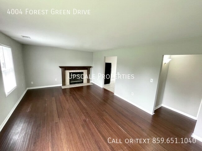 Building Photo - 4004 Forest Green Dr