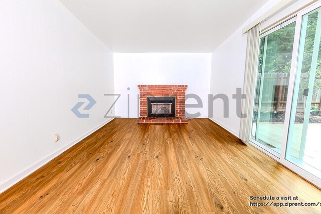 Building Photo - 3040 Blane Way