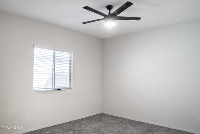 Building Photo - 43633 Yucca Ln