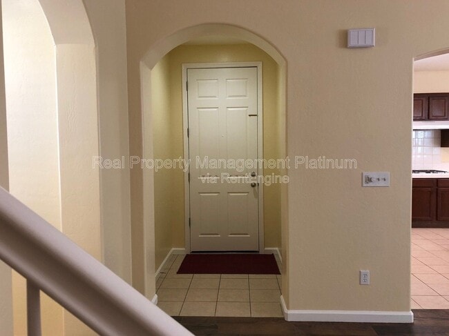 Building Photo - 4437 W Pinsapo Dr