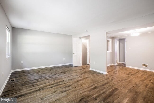 Building Photo - 14630 Tynewick Terrace
