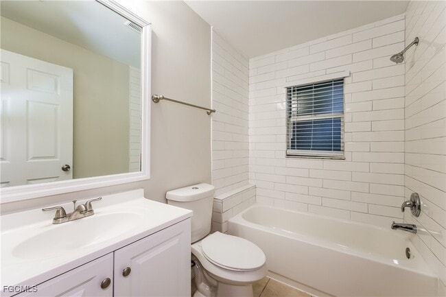 Building Photo - 2904 Wanda Ave S