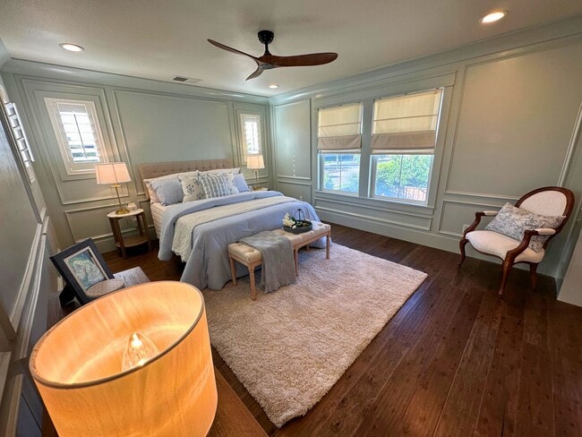 Building Photo - Stunning 4 Bedroom, 2.5 Bath Lawrence Ranch Home With Solar