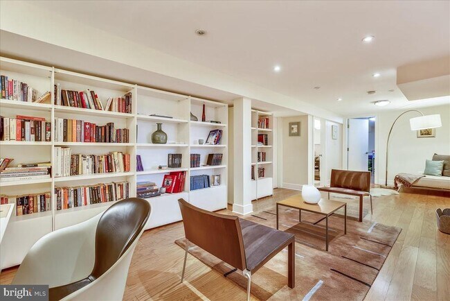 Building Photo - 6600 80th Pl