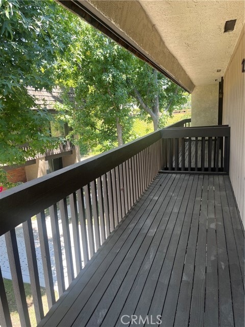 Building Photo - 745 Knollwood Ln