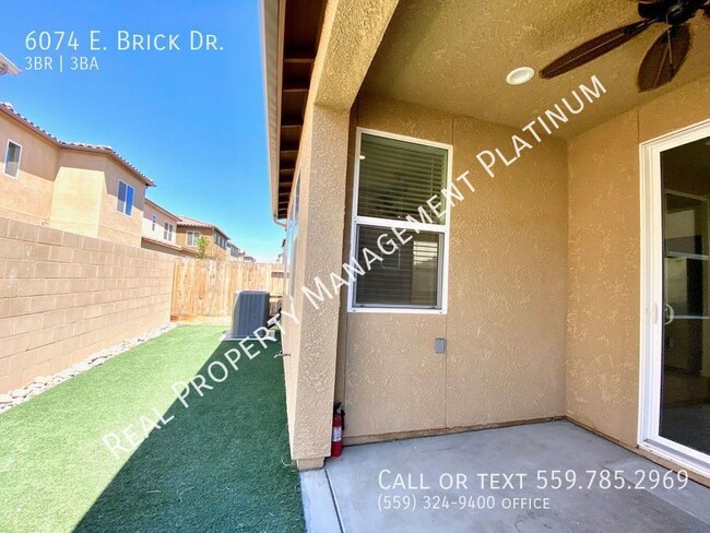 Building Photo - $2,100 Fowler & Belmont, Gated Community &...