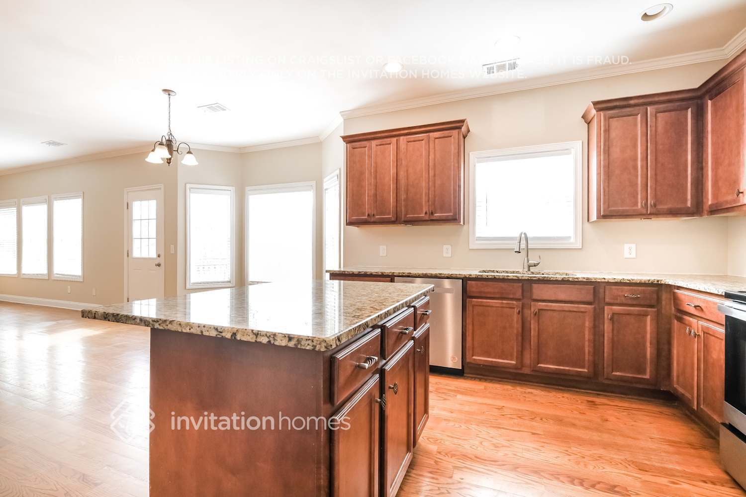 Building Photo - 9435 Dunhill Way