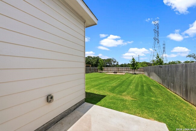 Building Photo - 702 Cedar Kys