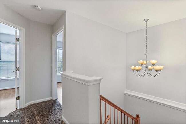 Building Photo - 6140 Newport Terrace