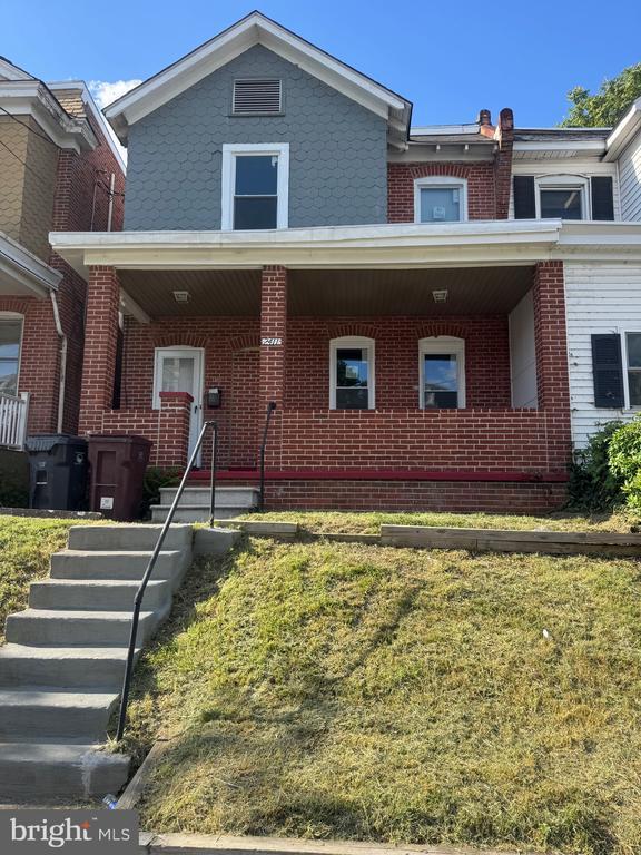 Primary Photo - 2411 N West St