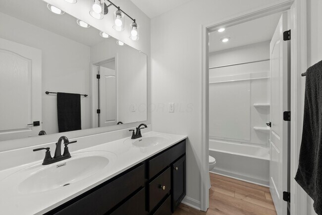 Building Photo - 132 Littondale Dr