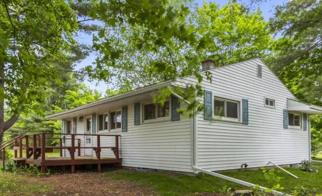 Building Photo - 3-Bedroom Rental Modern Upgrade Pole Barn ...
