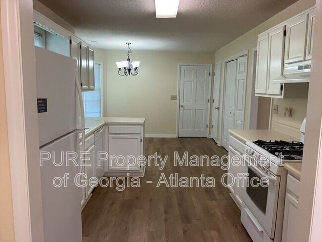 Building Photo - 1195 Parkwood Chase NW