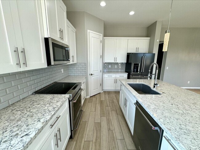 Building Photo - 27309 N 136th St