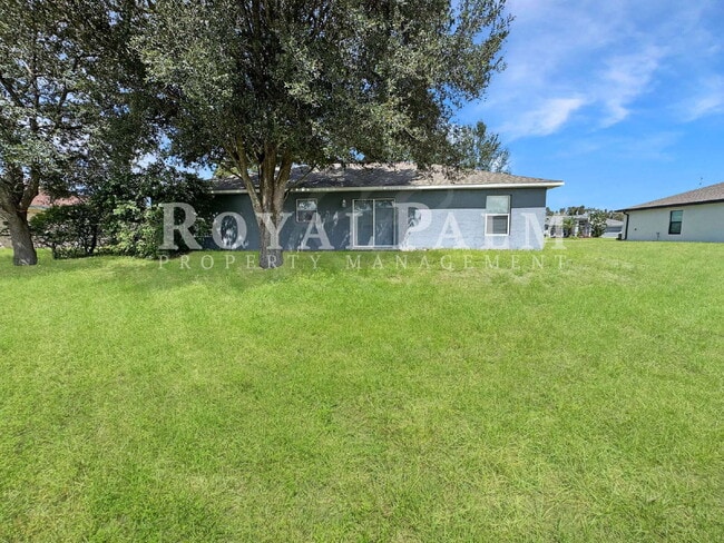 Building Photo - Newly Renovated 3BR/2BTH - 12 Merry Months with No Surprises! - Apply by 12/31 for $500 Off Your ...