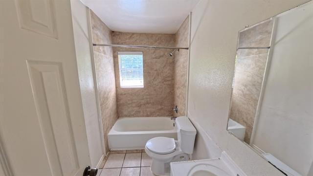 Building Photo - 609 Grande Dr