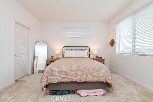 Building Photo - 2261 Horseback Rd