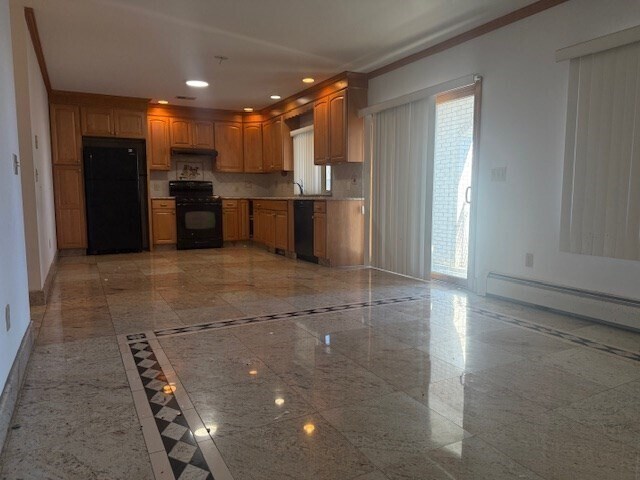 Building Photo - 21 Seaview Ave