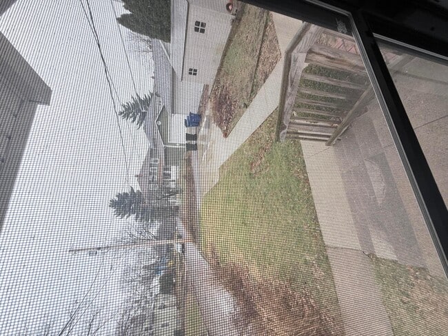 Building Photo - 2710 Dayton Ave