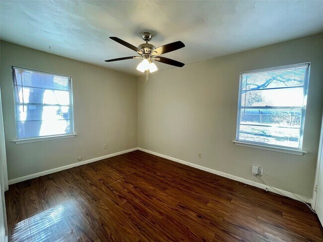 Building Photo - 3809 Titan Trail