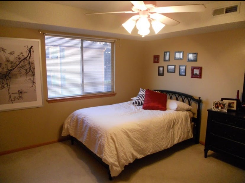 Building Photo - 10 Zeller Crossing