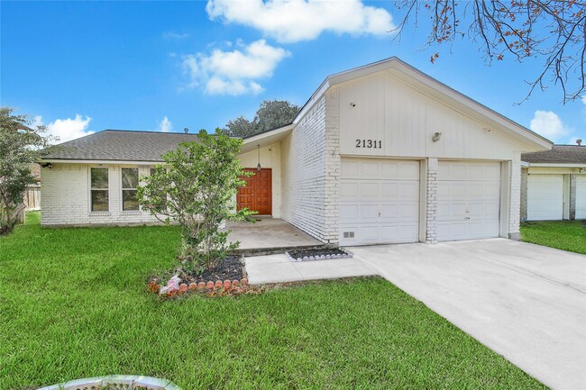 Building Photo - 21311 Park Rock Ln