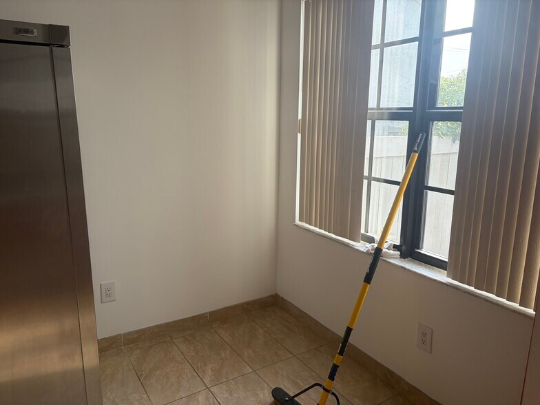 Building Photo - 11992 NW 11th St