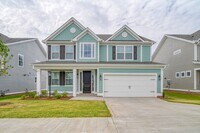 Building Photo - Gorgeous 4 BR, 3 BA Home With Easy Access ...