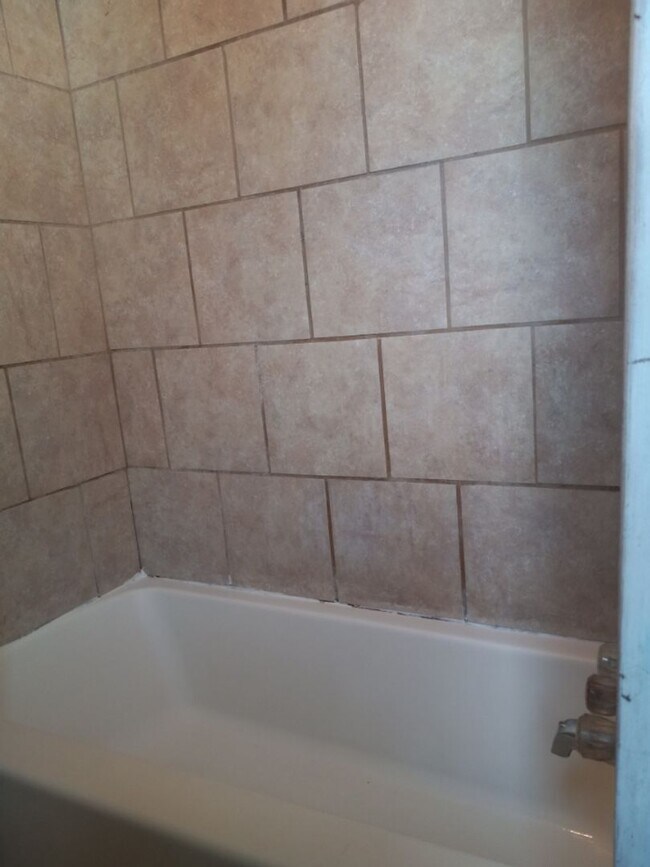 Building Photo - 2343 Logan St