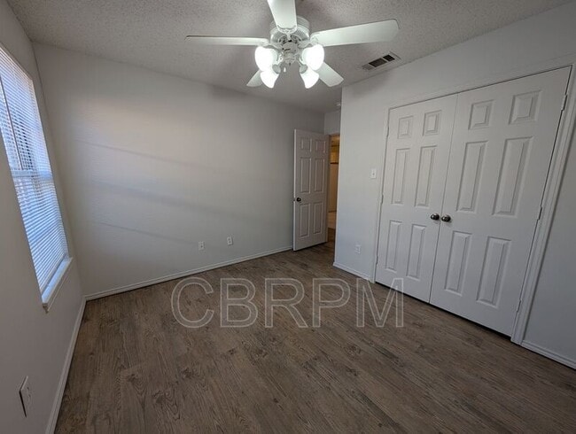 Building Photo - 2413 87th St