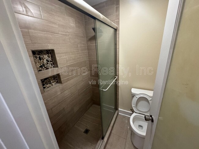 Building Photo - 116 Rum Barrell Cove