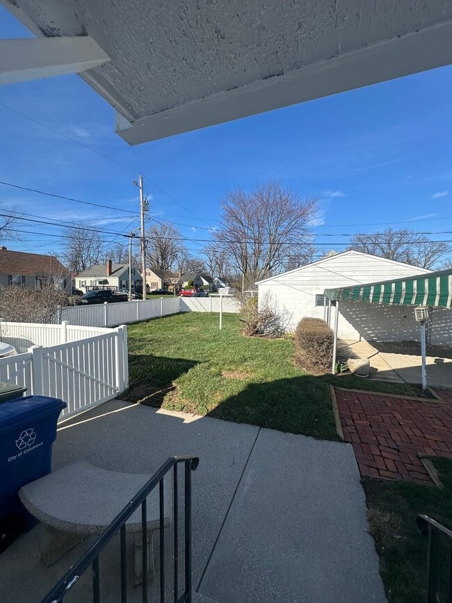 Building Photo - Charming 3 Bedroom In Central Columbus with Fenced in Yard