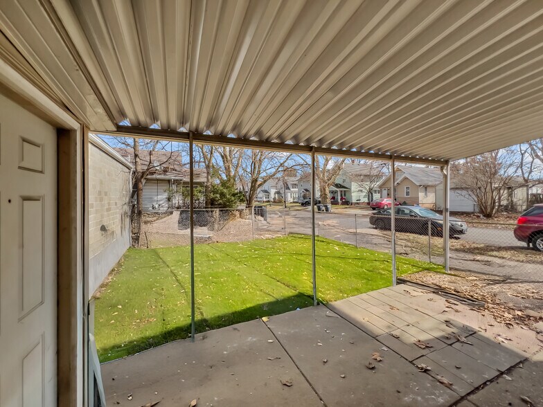 Building Photo - 3928 Upton Ave